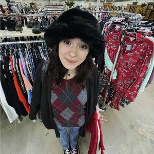 Meet your Posher, Aliya